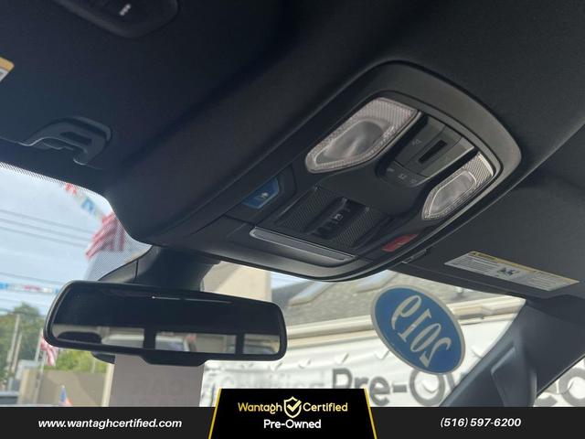 Photo of 2019 Granite Crystal Metallic Clearcoat RAM 1500