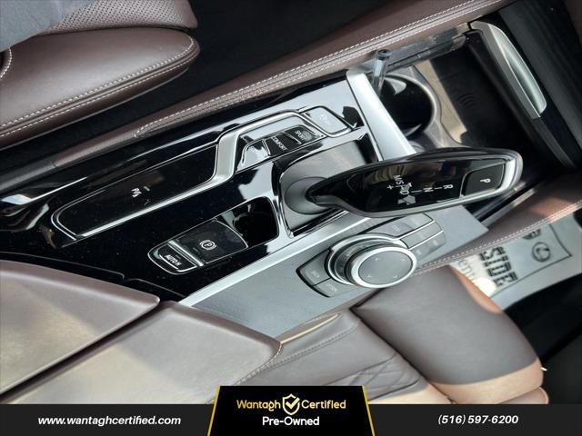 Photo of 2022 Black BMW 540