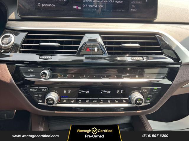 Photo of 2022 Black BMW 540