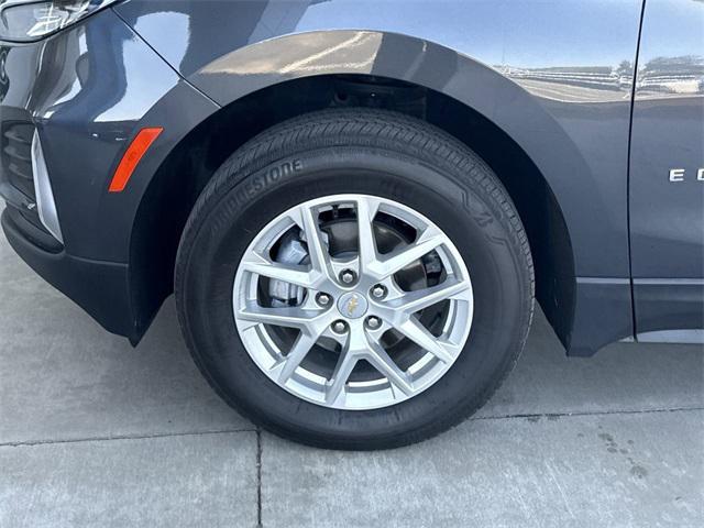 Photo of 2023 Iron Gray Metallic Chevrolet Equinox