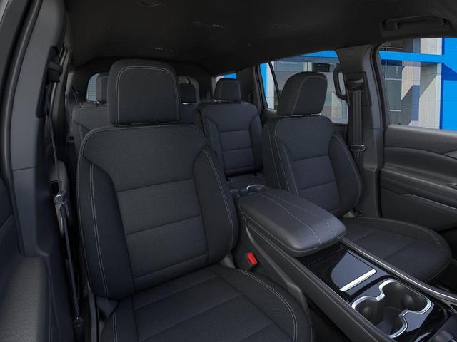 Photo of 2026 Summit White Chevrolet Traverse