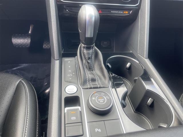 Photo of 2023 Deep Black Pearl Volkswagen Atlas