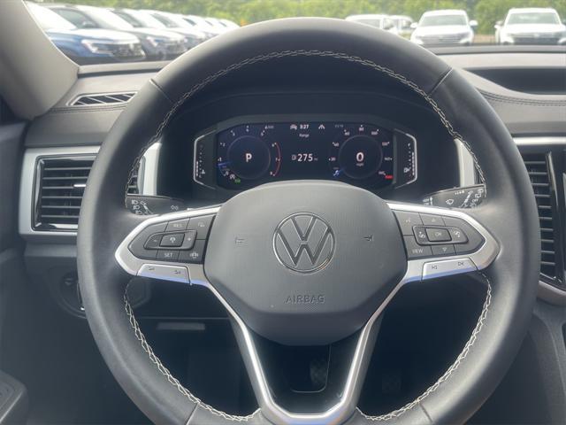 Photo of 2023 Deep Black Pearl Volkswagen Atlas