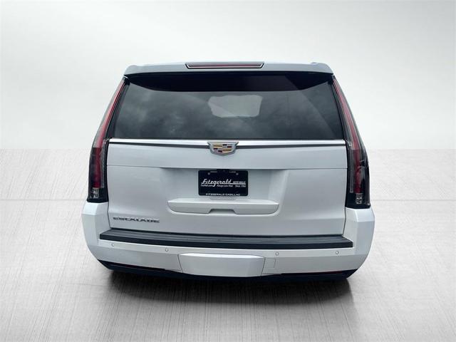 Photo of 2017 Crystal White Tricoat Cadillac Escalade ESV