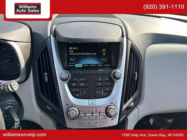 Photo of 2016 Patriot Blue Metallic Chevrolet Equinox
