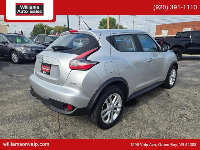 Photo of 2016 Brilliant Silver Nissan Juke