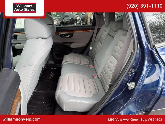 Photo of 2019 Obsidian Blue Pearl Honda CR-V