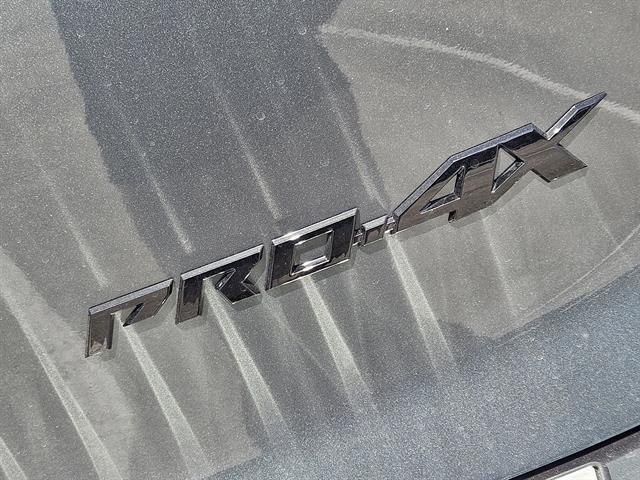 Photo of 2025 2t Alpine Metal Nissan Armada