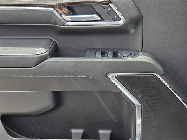 Photo of 2024 Metallic GMC Sierra 1500