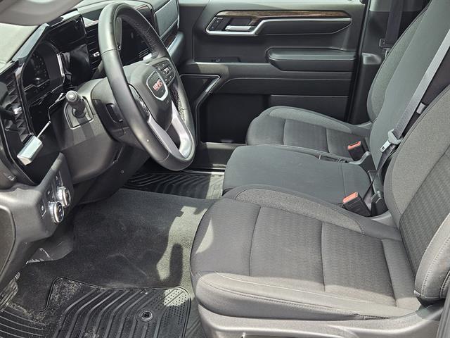 Photo of 2024 Metallic GMC Sierra 1500