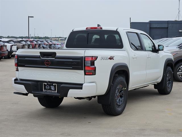 Photo of 2025 Glacier White Nissan Frontier