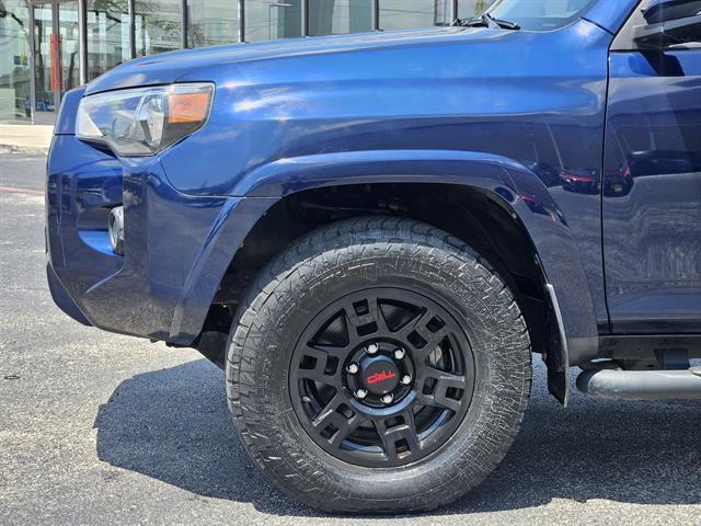 Photo of 2021 Nautical Blue Metallic Toyota 4Runner