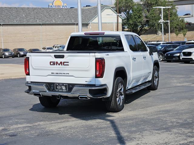 Photo of 2023 Summit White GMC Sierra 1500