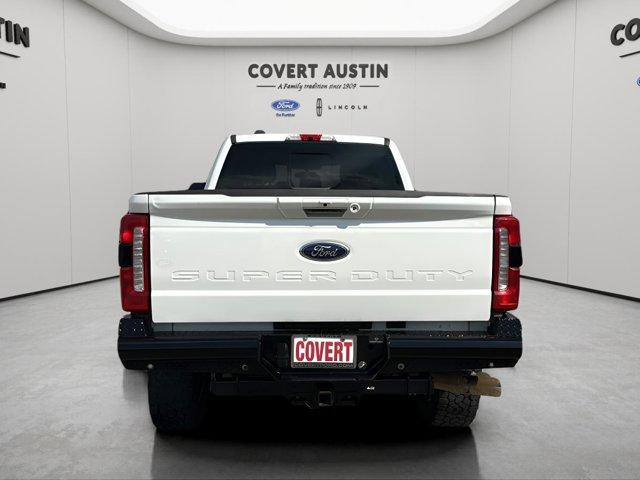 Photo of 2023 STAR WHITE Ford F-350