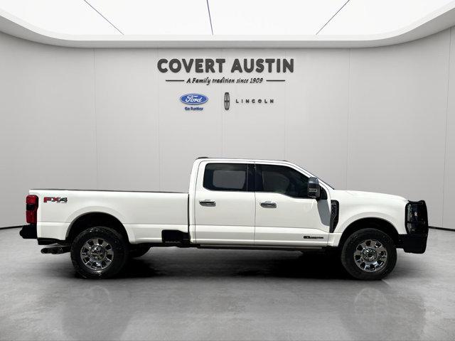 Photo of 2023 STAR WHITE Ford F-350