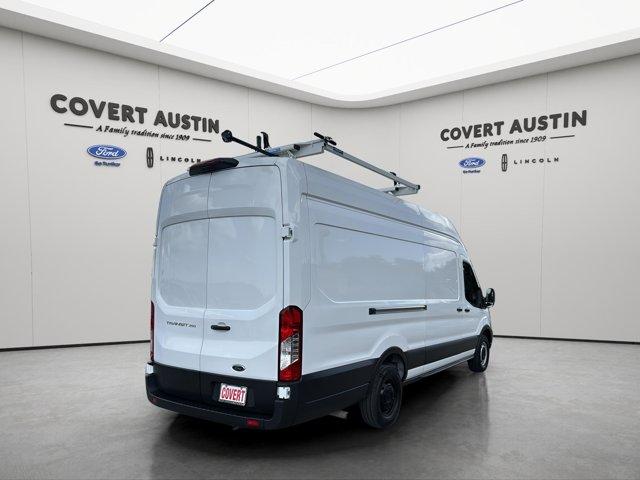 Photo of 2023 OXFORD WHITE Ford Transit-250