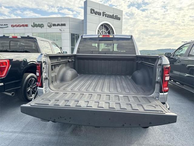 Photo of 2025 Billet Silver Metallic Clearcoat RAM 1500