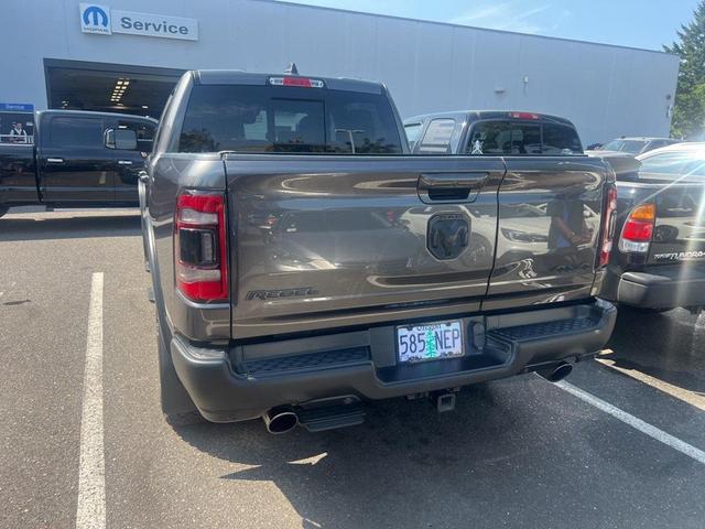 Photo of 2022 Granite Crystal Metallic Clearcoat RAM 1500