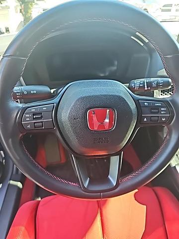 Photo of 2023 Sonic Gray Pearl Honda Civic Type R
