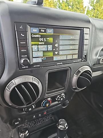Photo of 2017 Rhino Clearcoat Jeep Wrangler Unlimited