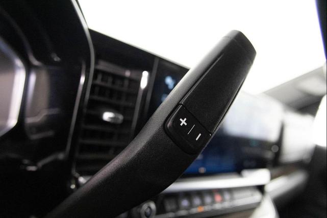 Photo of 2023 Black Chevrolet Silverado 1500