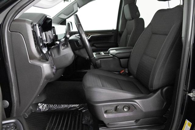 Photo of 2023 Black Chevrolet Silverado 1500