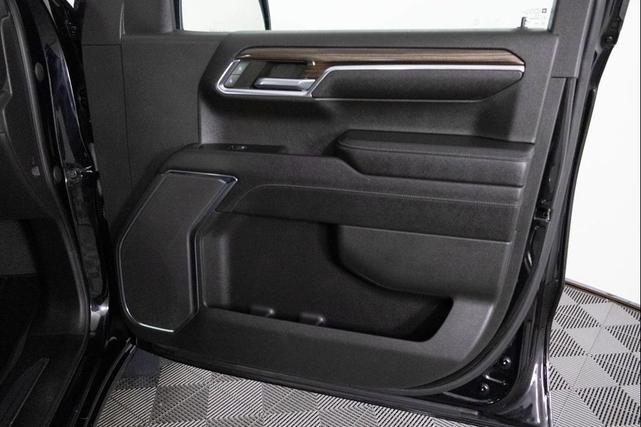 Photo of 2023 Black Chevrolet Silverado 1500