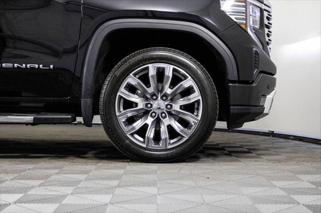 Photo of 2024 Onyx Black GMC Sierra 1500