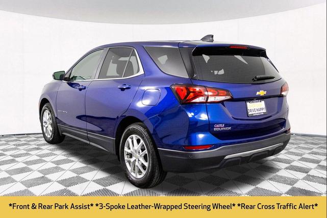 Photo of 2022 Blue Glow Metallic Chevrolet Equinox