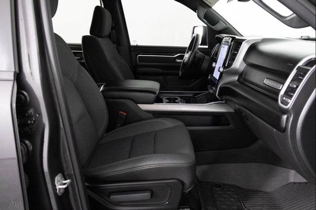 Photo of 2022 Granite Crystal Metallic Clearcoat RAM 1500