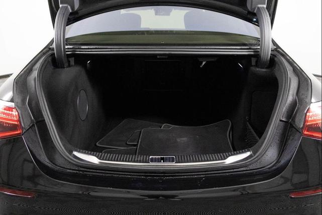 Photo of 2021 Obsidian Black Metallic Mercedes-Benz S-Class