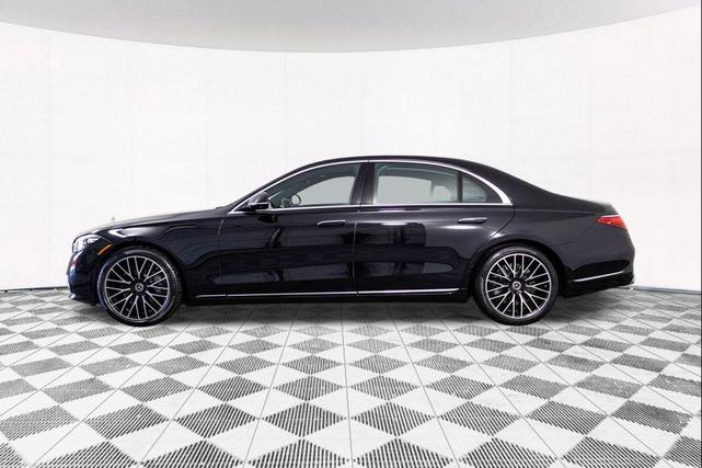Photo of 2021 Obsidian Black Metallic Mercedes-Benz S-Class