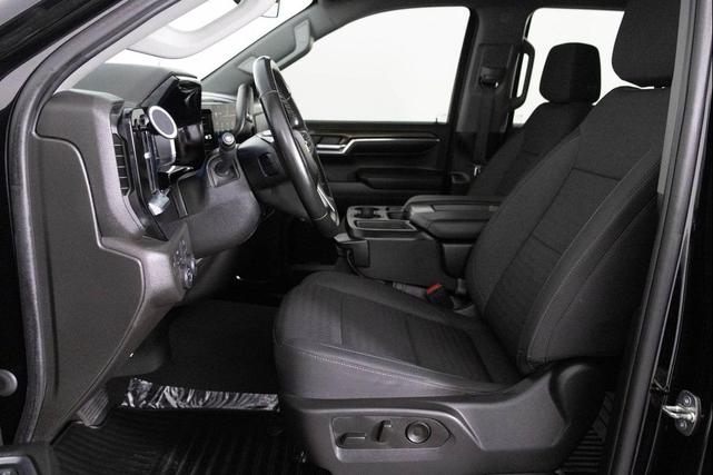 Photo of 2023 Black Chevrolet Silverado 1500