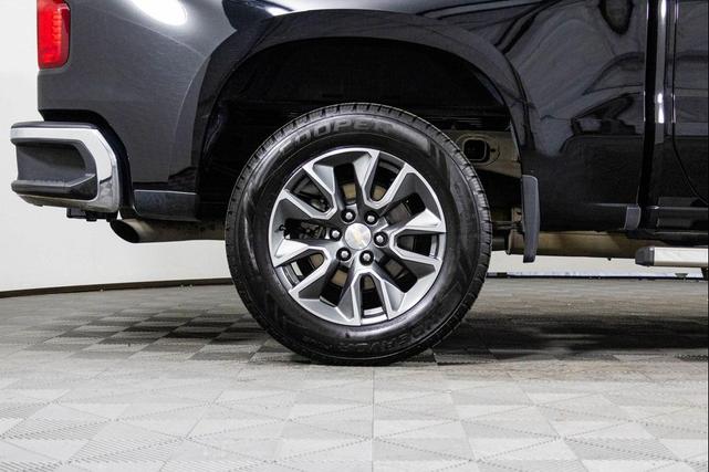 Photo of 2023 Black Chevrolet Silverado 1500