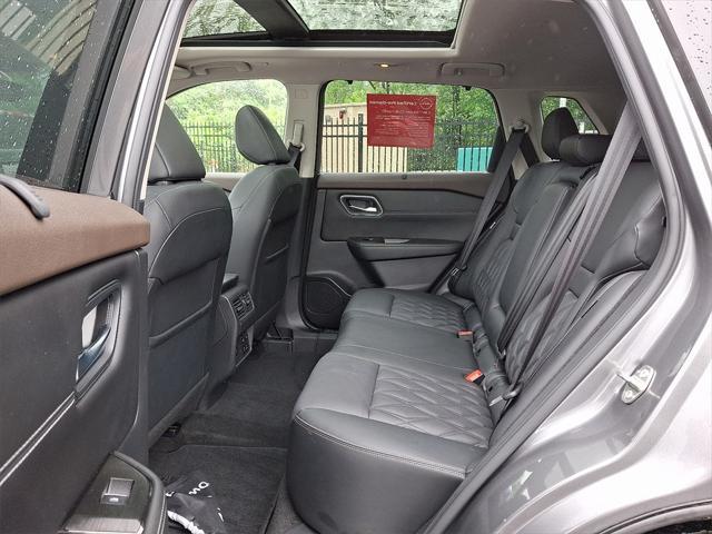 Photo of 2022 Gun Metallic Nissan Rogue