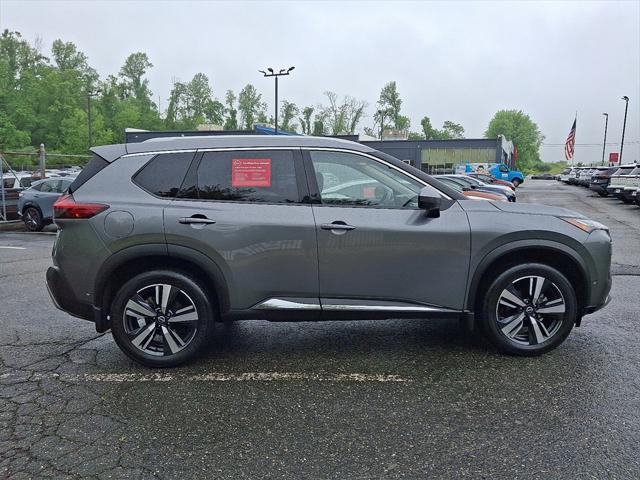 Photo of 2022 Gun Metallic Nissan Rogue