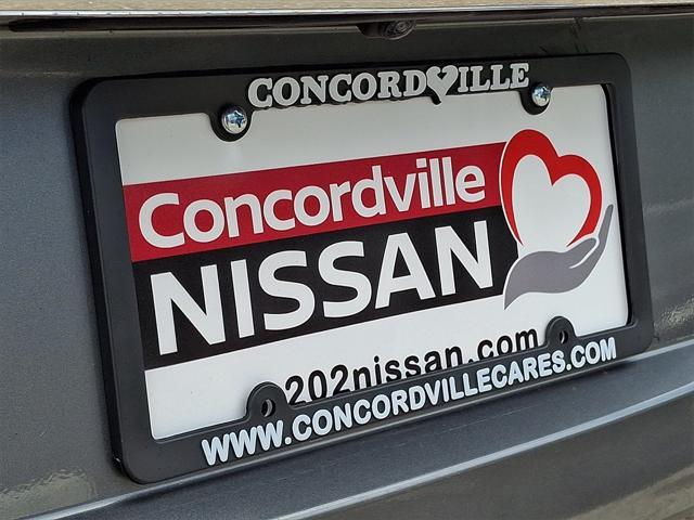 Photo of 2017 Gun Metallic Nissan Rogue