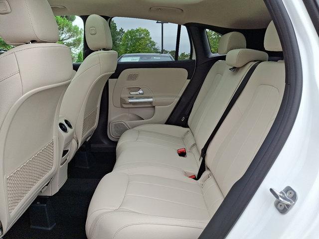 Photo of 2026 Polar White Mercedes-Benz GLA 250