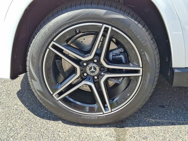 Photo of 2026 Polar White Mercedes-Benz GLS 450