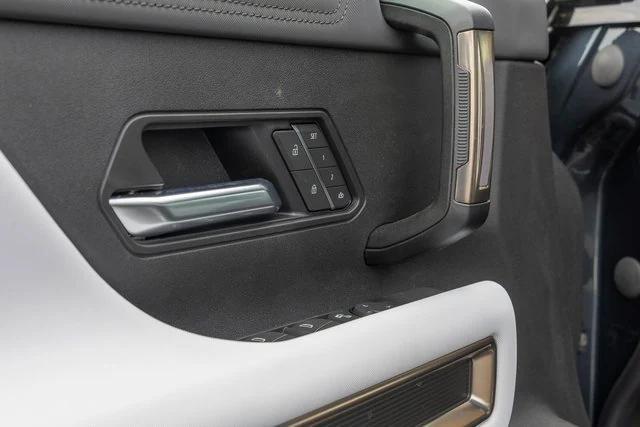 Photo of 2025 Graphite Blue Metallic GMC HUMMER EV Pickup