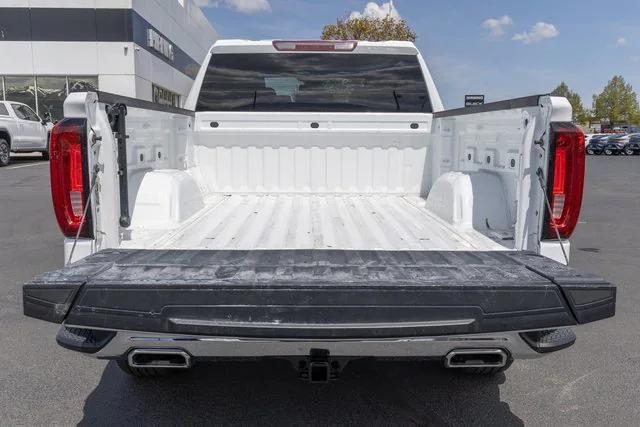 Photo of 2022 Summit White GMC Sierra 1500