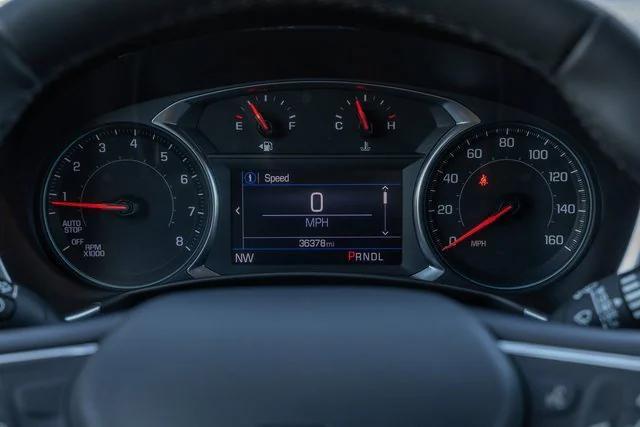 Photo of 2024 Summit White Chevrolet Equinox