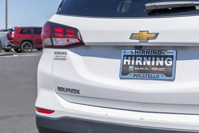 Photo of 2024 Summit White Chevrolet Equinox