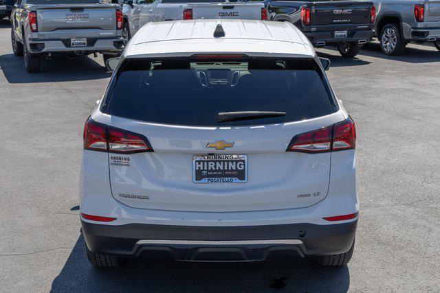 Photo of 2024 Summit White Chevrolet Equinox