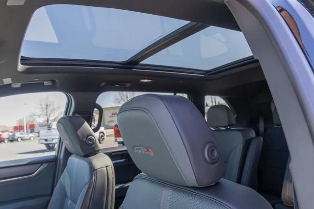 Photo of 2025 Ebony Twilight Metallic GMC Acadia