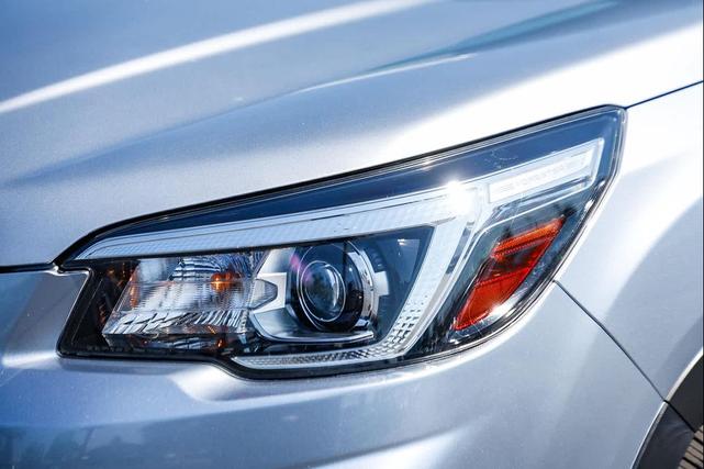 Photo of 2019 Ice Silver Metallic Subaru Forester