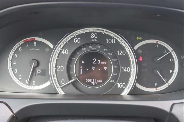 Photo of 2015 Alabaster Silver Metallic Honda Accord