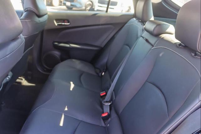 Photo of 2022 Titanium Glow Toyota Prius Prime