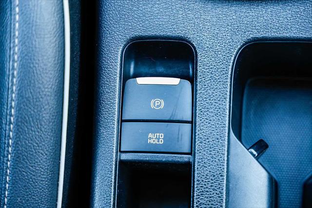 Photo of 2023 Snow White Pearl Kia Forte