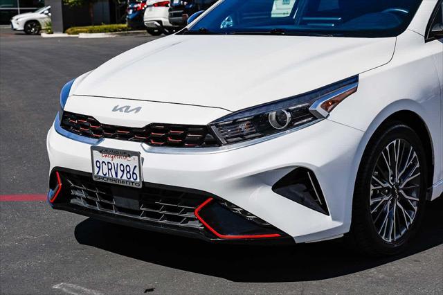 Photo of 2023 Snow White Pearl Kia Forte